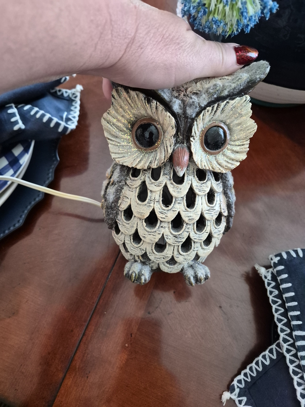 Vintage Style Ceramic Owl Light in Cream and Brown